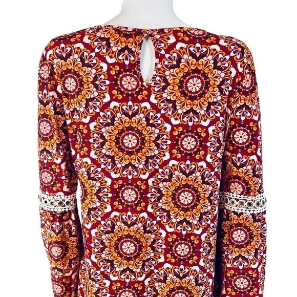 Harlow & Rose Long Sleeve Shift Dress - Picture 6 of 10